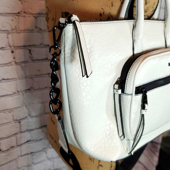 DKNY Abby TH Satchel White & Black NWT - Picture 3 of 13